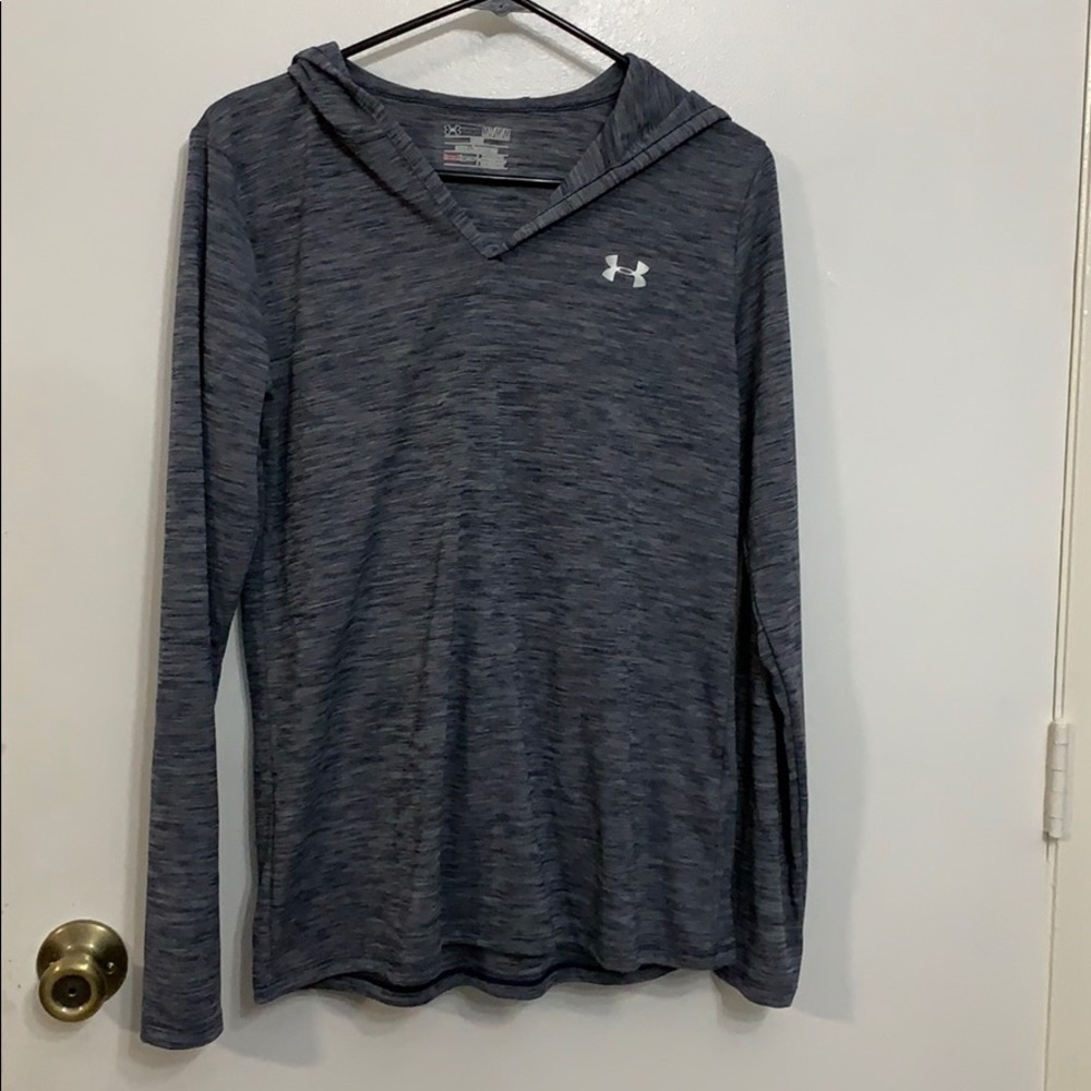 NWOT Under Armour Sweatshirt